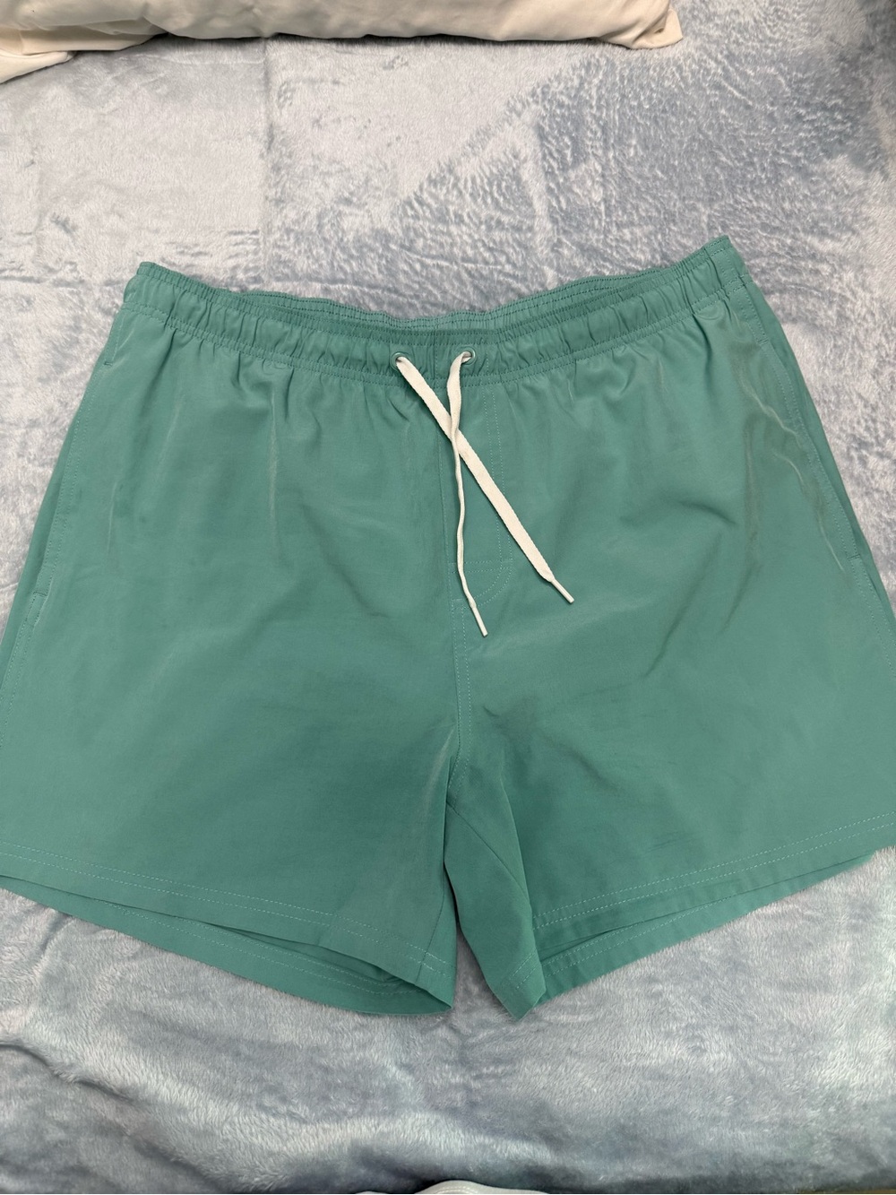 Old Navy Men's Athletic Swim Shorts in Teal